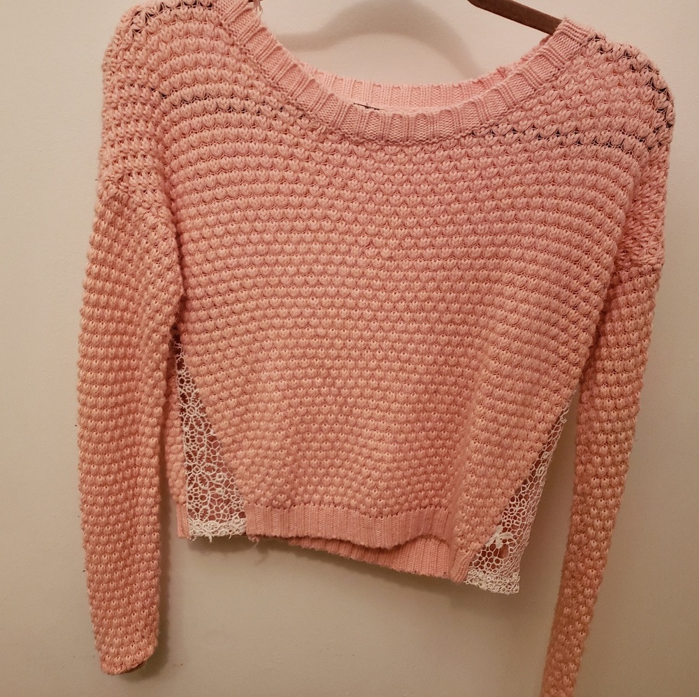 Warm pink knit sweater long sleeve crop top